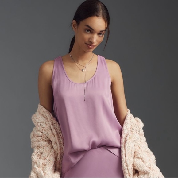 Anthropologie Tops - Anthropologie slinky raceback tank top